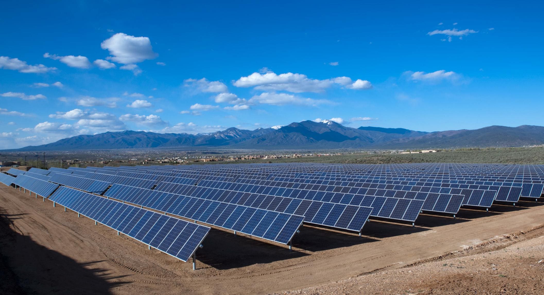 Preparando-se ativamente para o projeto fotovoltaico on-grid de 500 KW na Geórgia